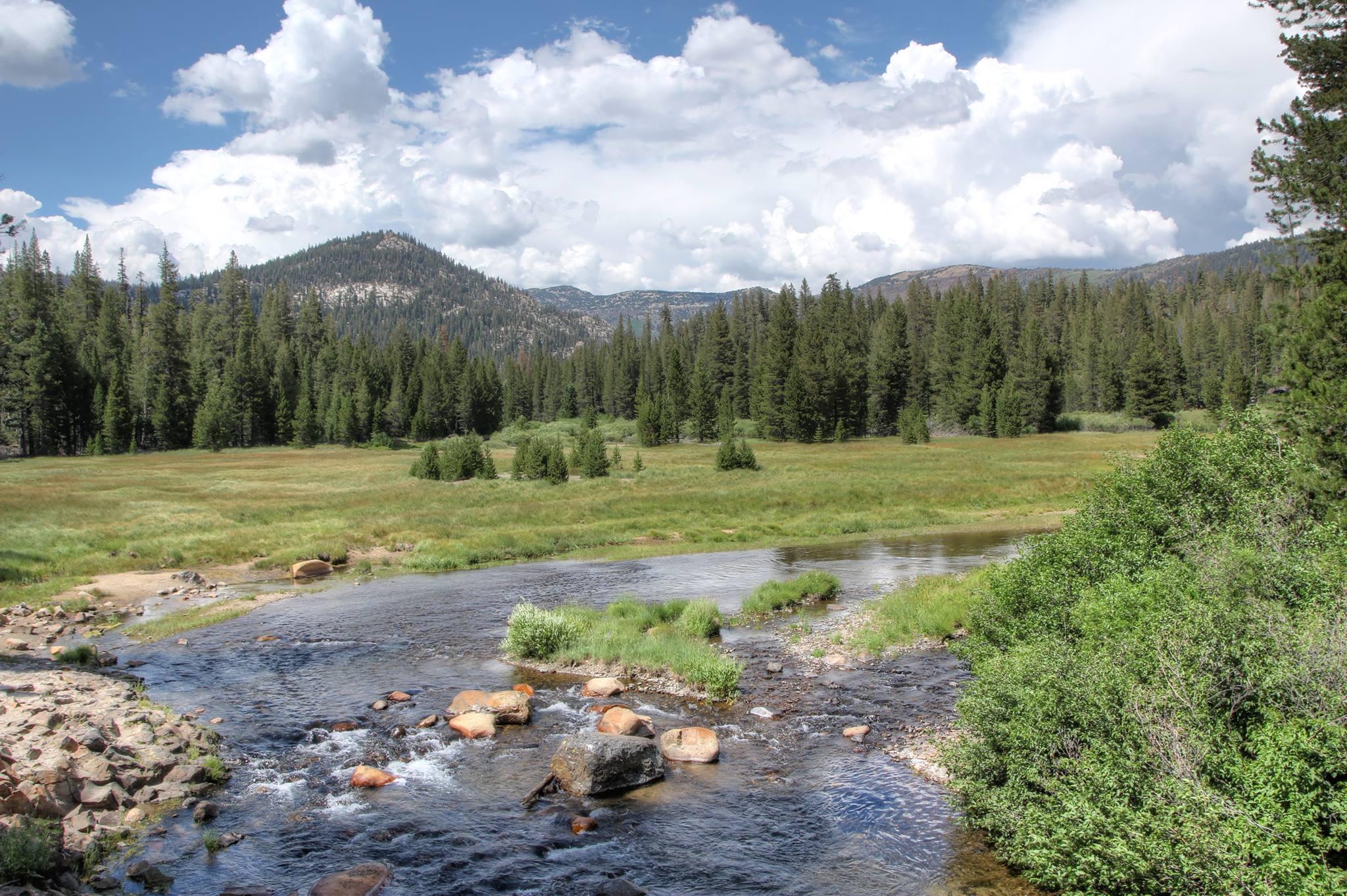 Devils Postpile National Monument — Soda Springs Meadow and San Joaquin River