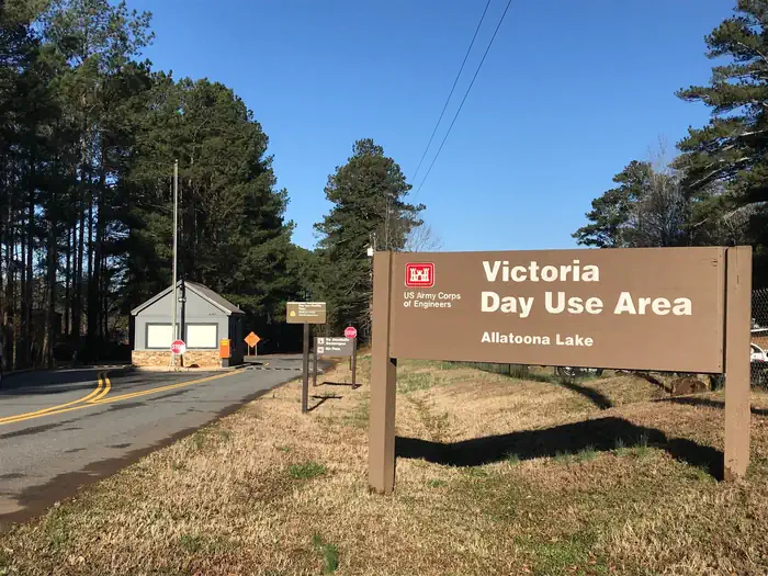 Allatoona Lake — Entrance to Victoria Day Use Area