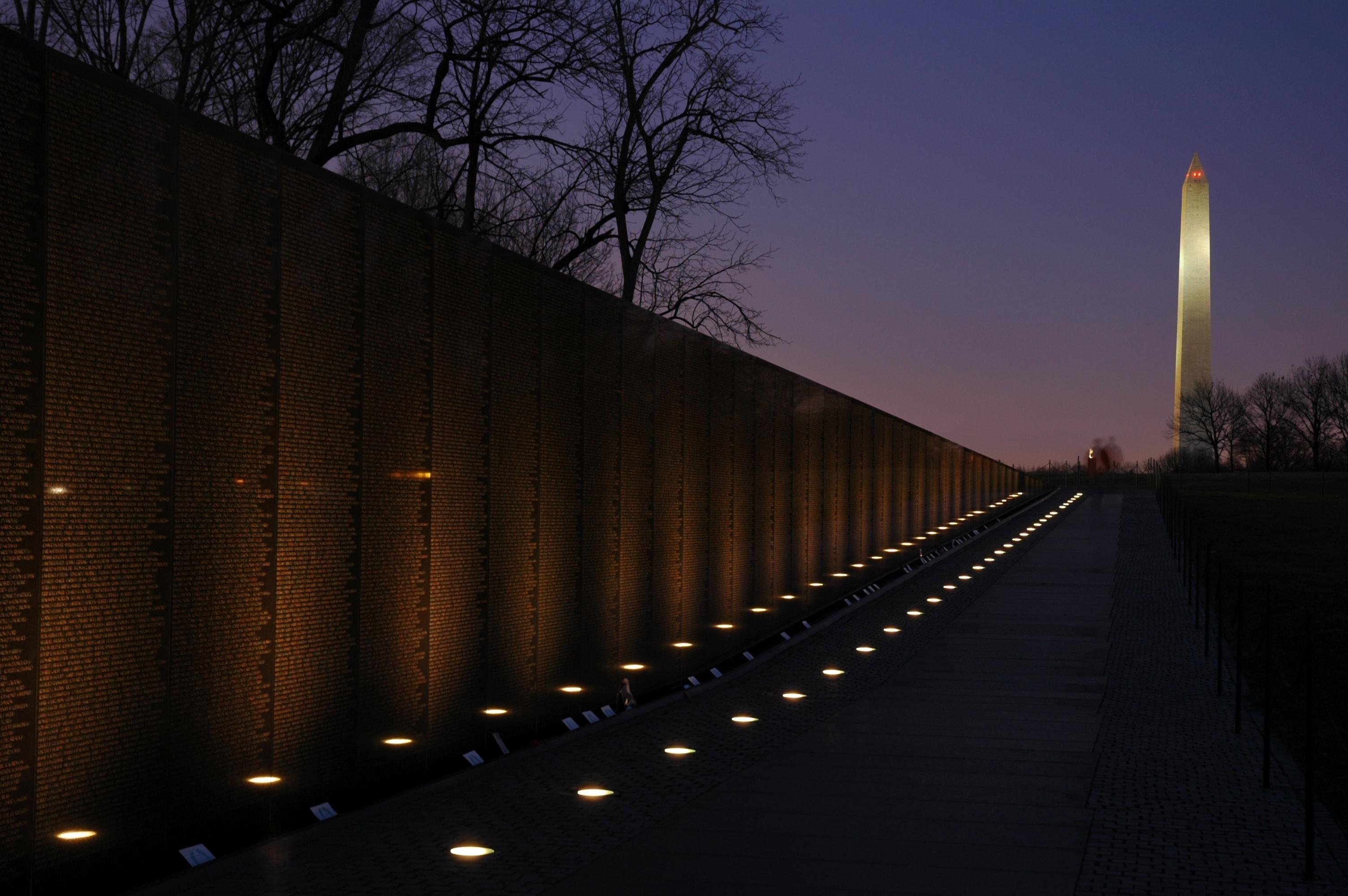 Vietnam Veterans Memorial — Vietnam Veterans Memorial at night