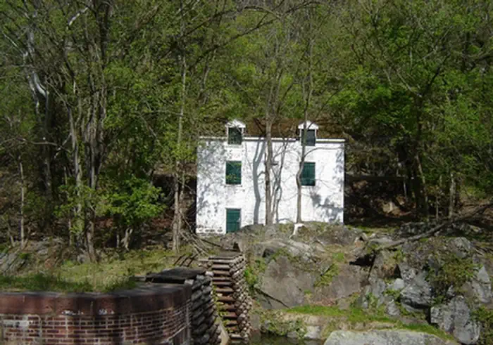 Chesapeake & Ohio Canal National Historical Park — Lockhouse 16 along the Canal