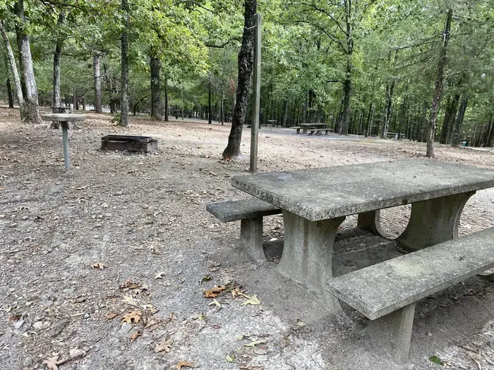 Hill Creek - Greers Ferry Lake: Hill Creek Park