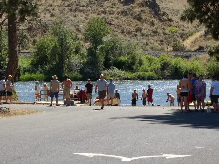 Big Pines Campground - Yakima River Canyon: Big Pines Boat launch