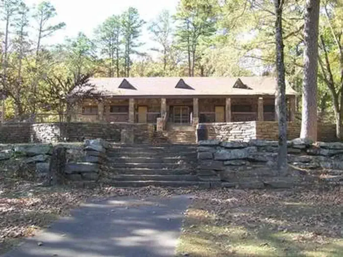 Ozark National Forest Cove Lake Campground: COVE LAKE RECREATION AREA Bathouse