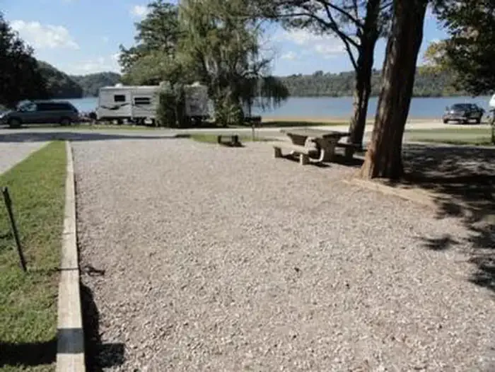 COE Dale Hollow Lake Obey River Campground