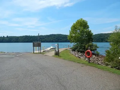 COE Philpott Lake Goose Point Park