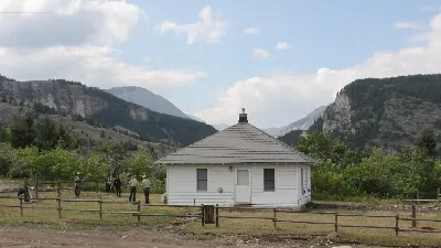 Ear Mountain Cabin