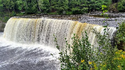Tahquamenon Falls State Park