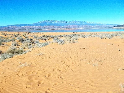 Sand Hollow State Park