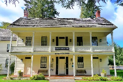 Wolf Creek Inn State Heritage Site
