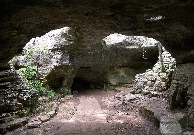 Longhorn Cavern State Park