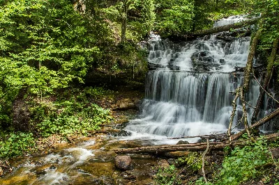 Wagner Falls Scenic Site