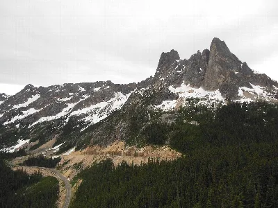 Washington Pass Overlook Trail