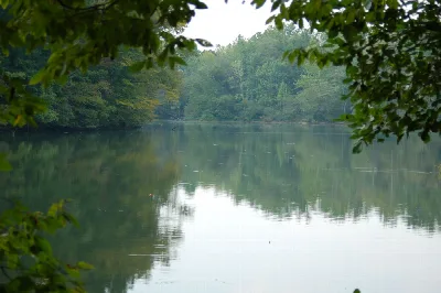 Bull Sluice Lake