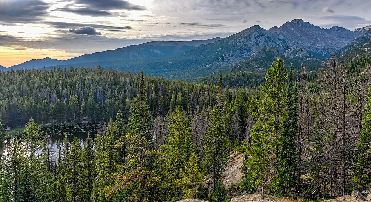 Emerald Lake Trail — photo 1