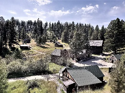 Garnet Ghost Town