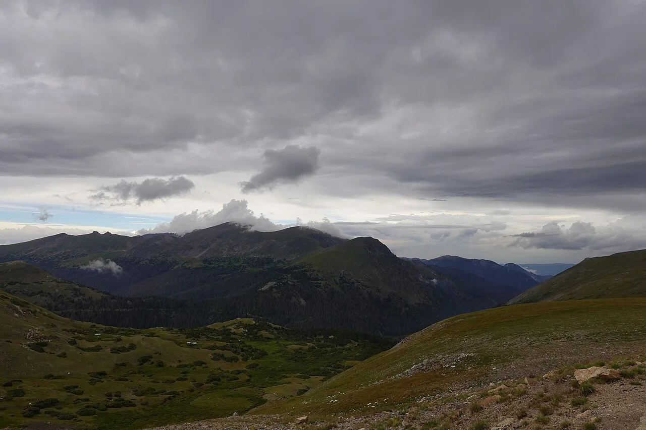 Chasm Lake Trail — photo 1
