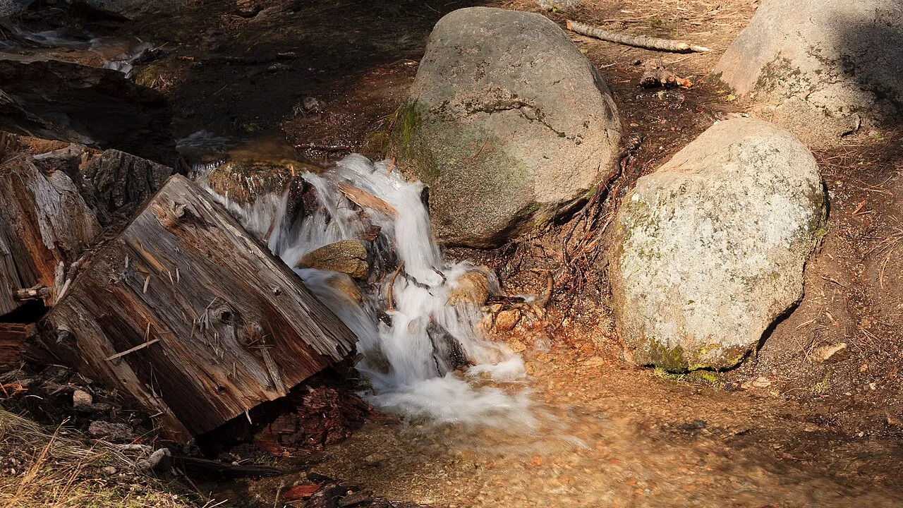Yosemite Falls Trail — photo 3