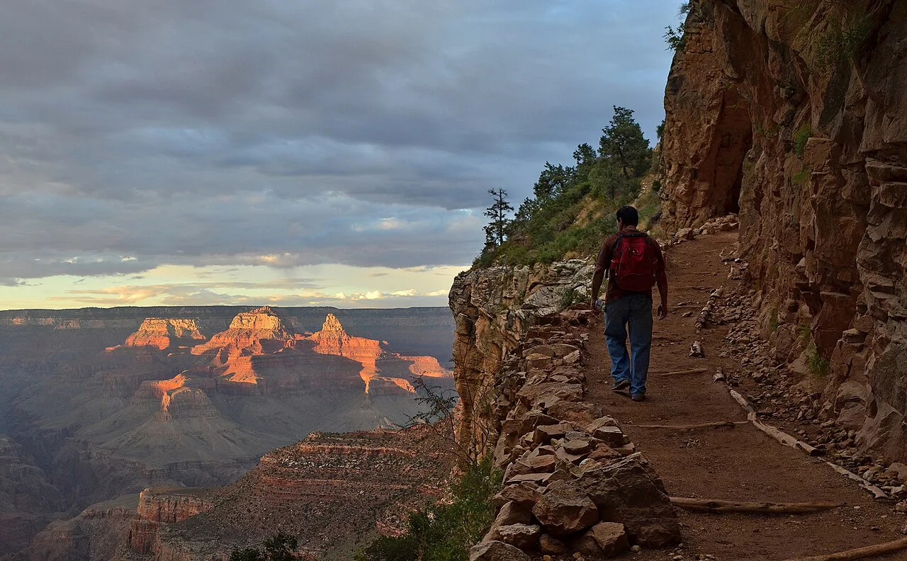 Bright Angel Trail to Indian Garden — photo 1