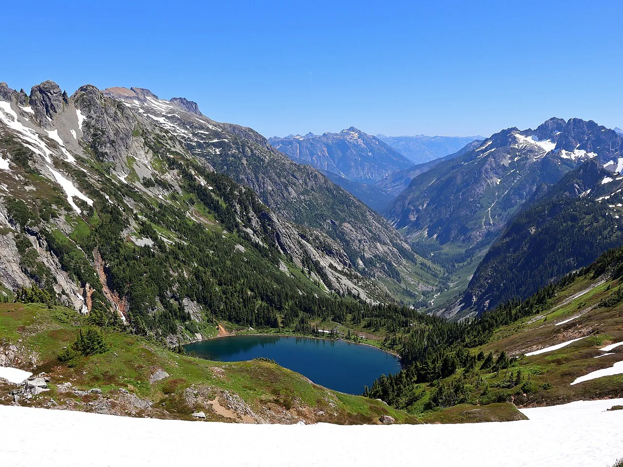 Cascade Pass Trail — photo 5