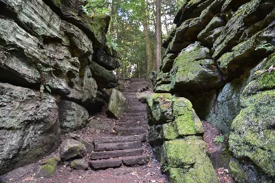 Ledges Trail