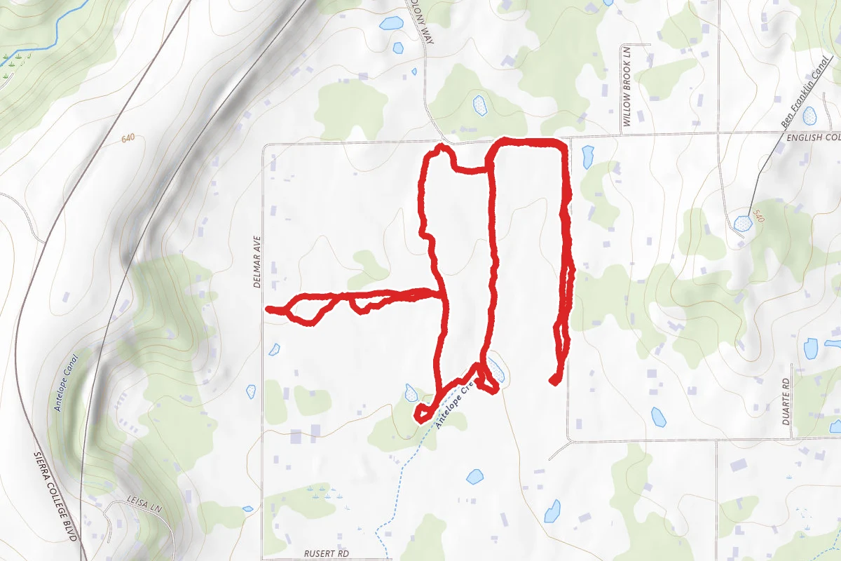 Traylor Ranch Nature Reserve and Bird Sanctuary Loop Trail route map