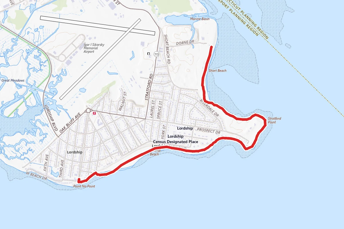 Stratford Seawall Overlook - Short Beach Peak
