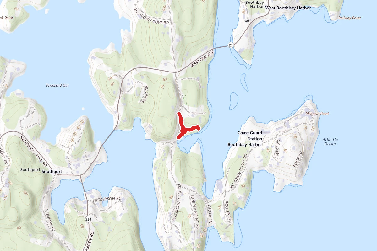 Thorpe Walking Trail and Beach at Harborfields