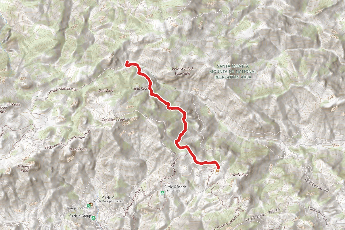 Mishe Mokwa Trail to Split Rock